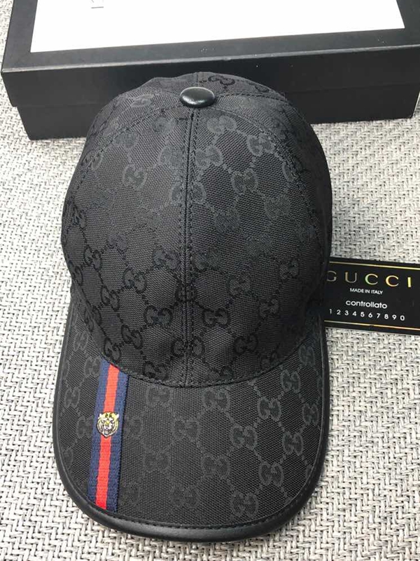 ブランド帽子背面デザイン